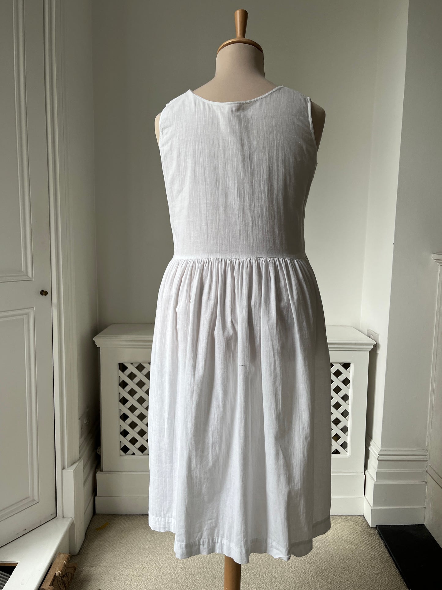 1980s White Cotton Summer Dress