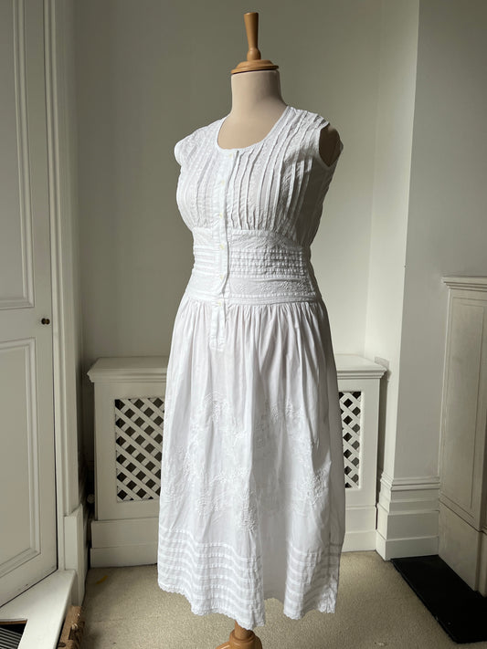 2000s White Cotton Embroidered Summer Dress