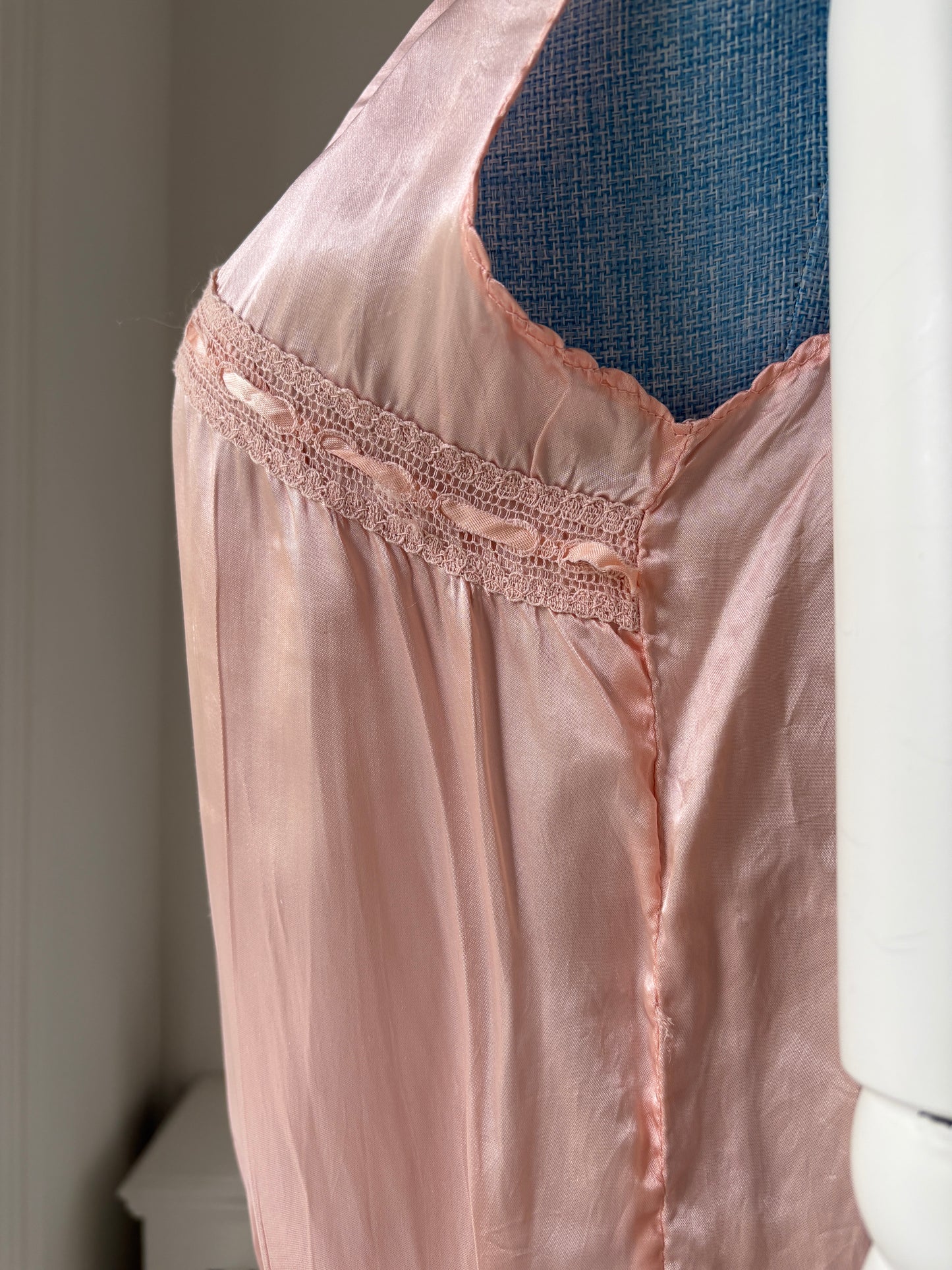1930s Pink Satin Pyjama Blouse