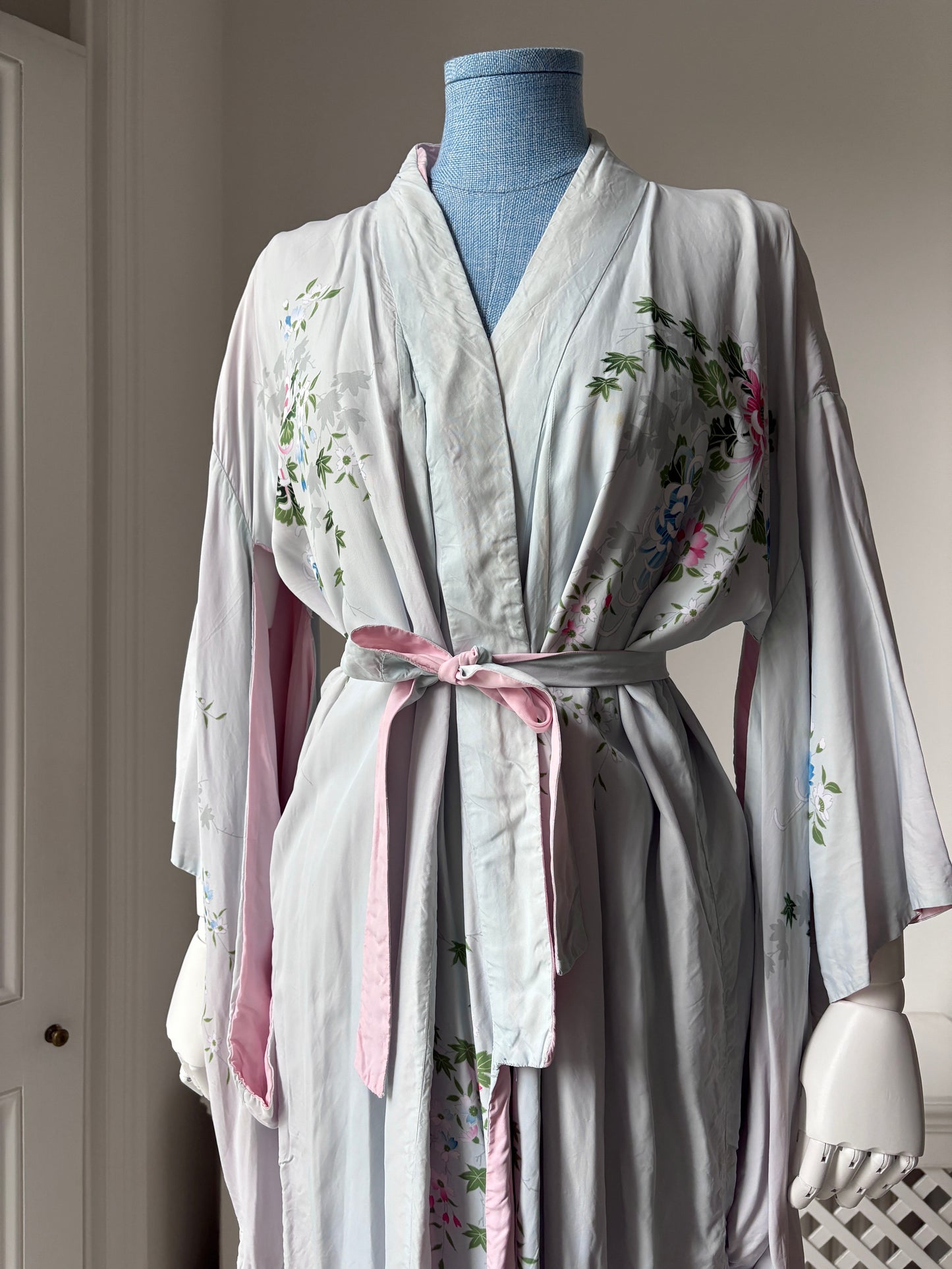 1970s Floral Kimono Housecoat