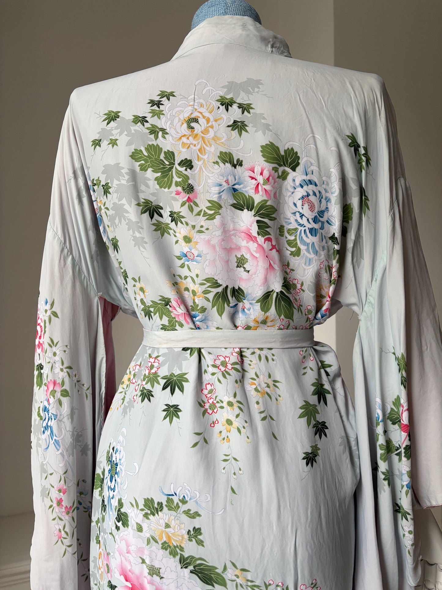 1970s Floral Kimono Housecoat