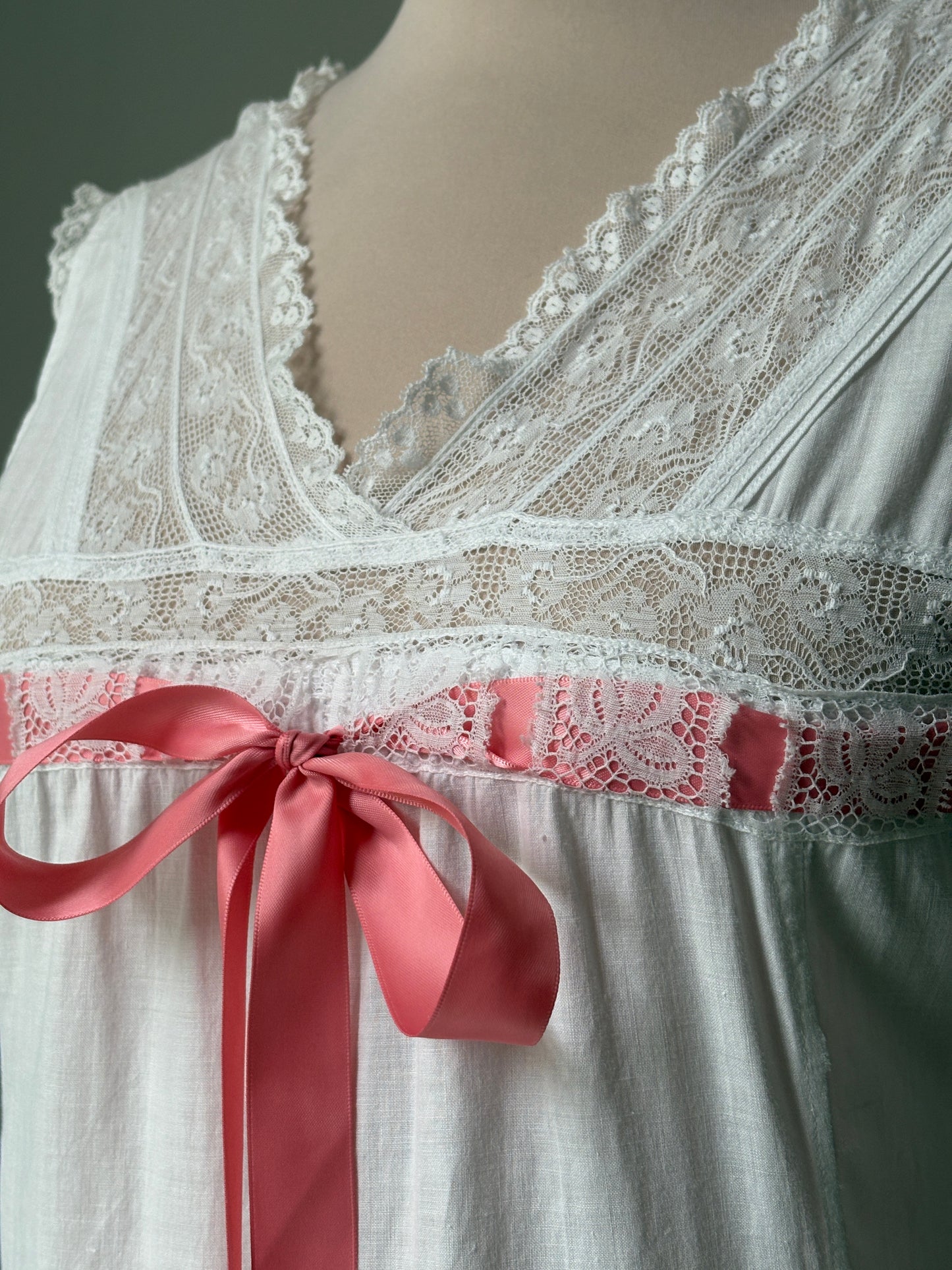 1900s 1910s Edwardian Cotton Nightdress with Ribbon