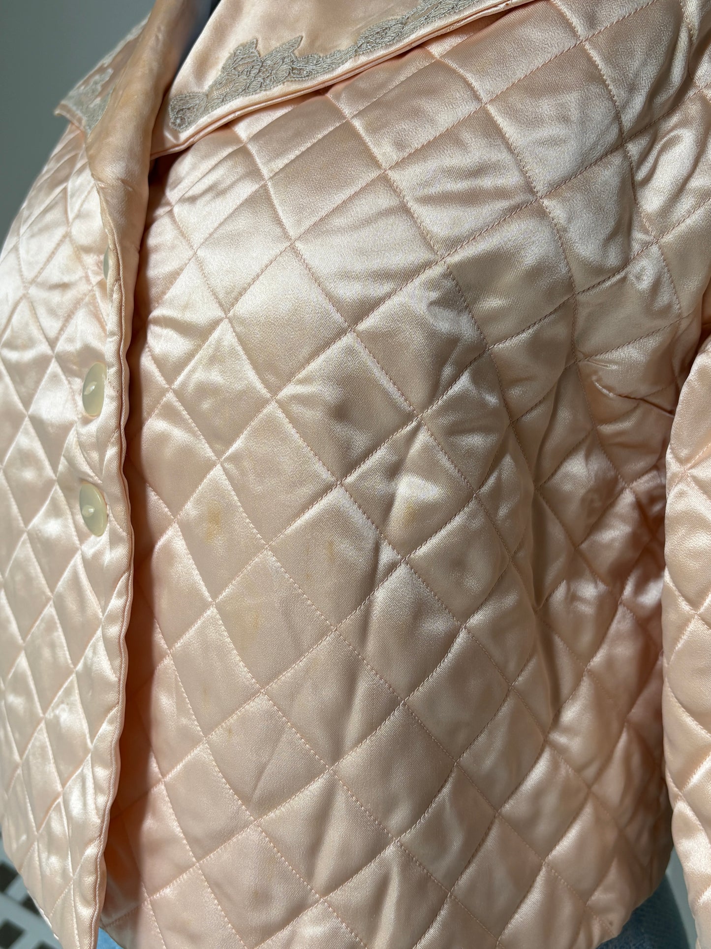 1950s Pink Quilted Bed Jacket