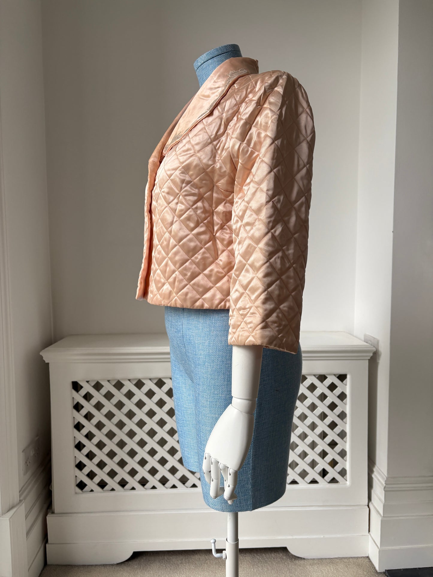 1950s Pink Quilted Bed Jacket