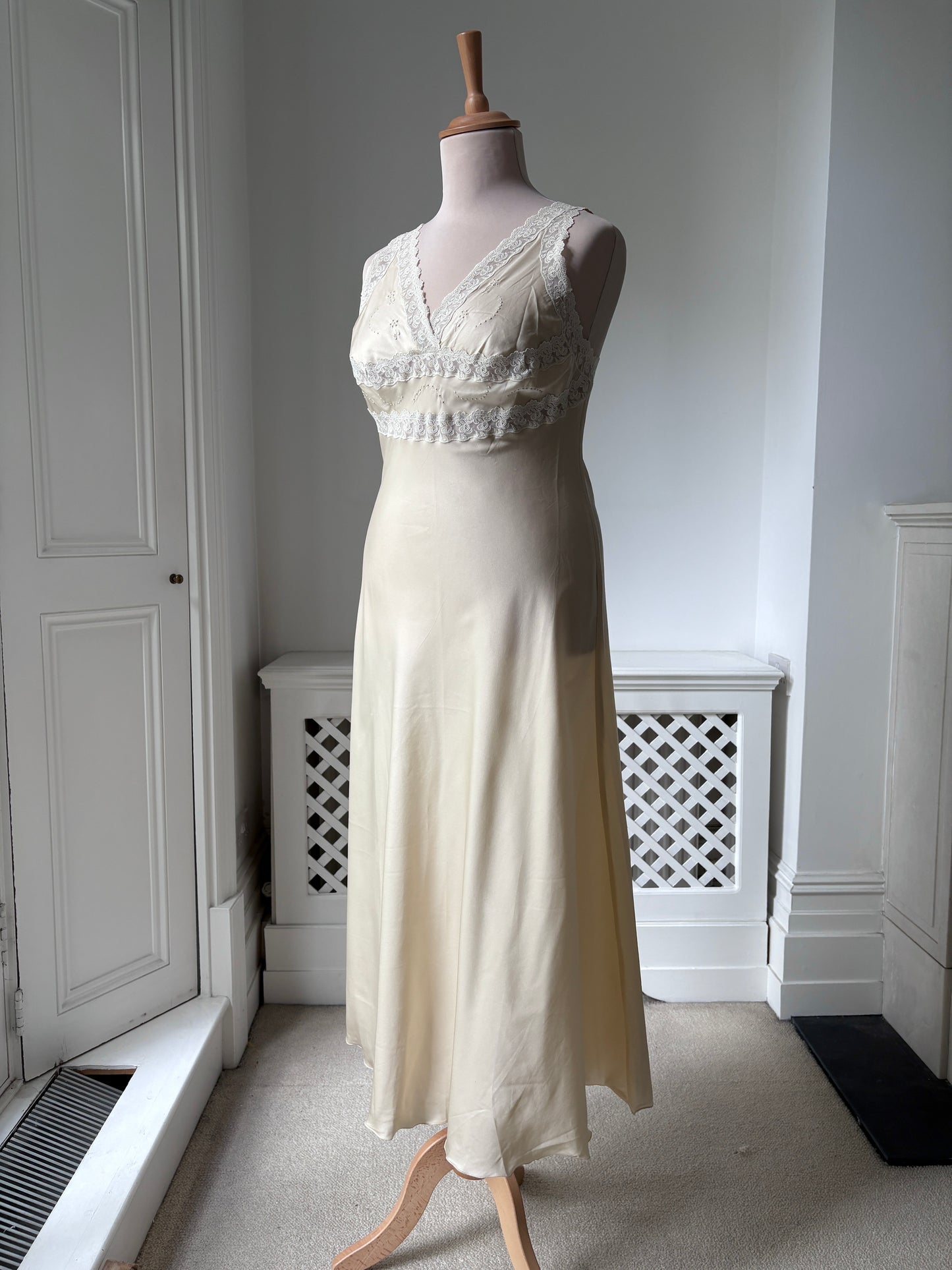 1980s Slip Nightdress and Peignoir Set