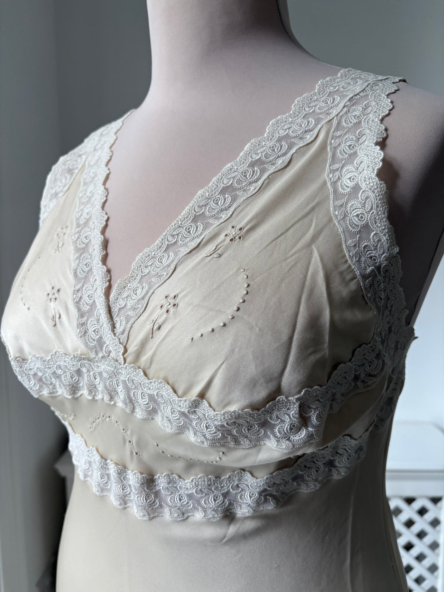 1980s Slip Nightdress and Peignoir Set