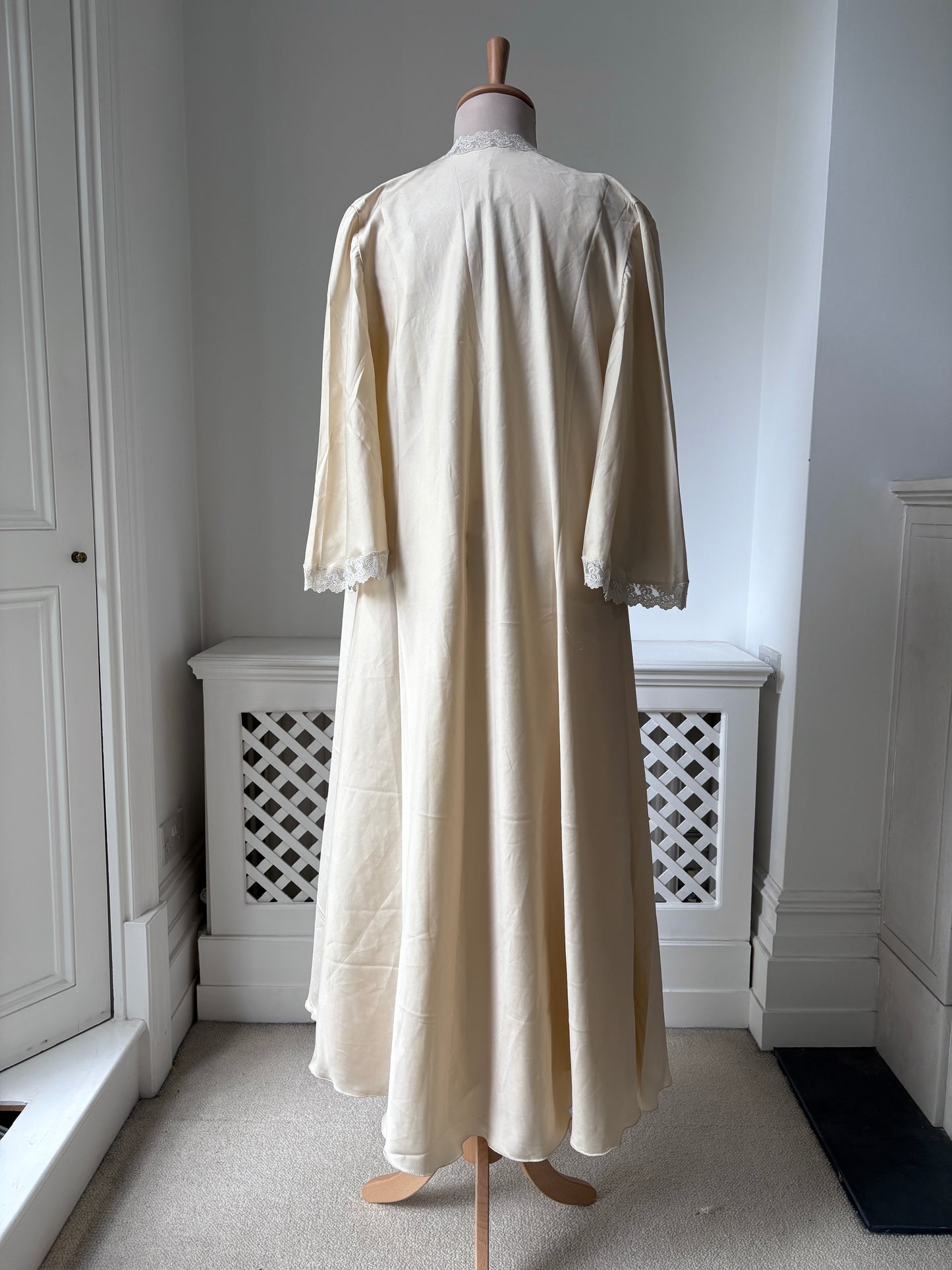 1980s Slip Nightdress and Peignoir Set