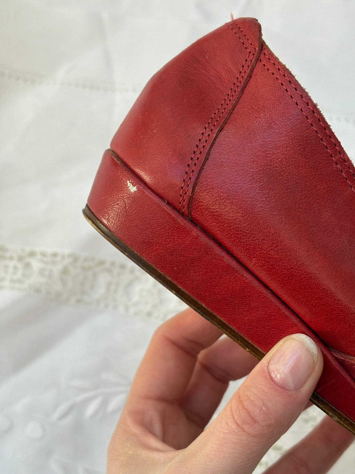 1950s 1960s Red Leather Wedge Shoes