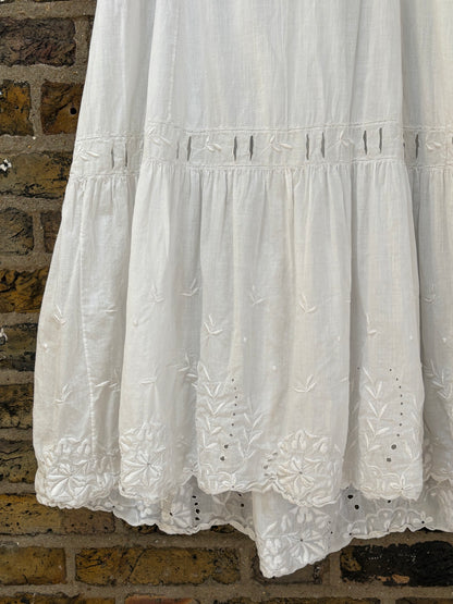 1900s Pure Cotton Petticoat with Floral Embroidery