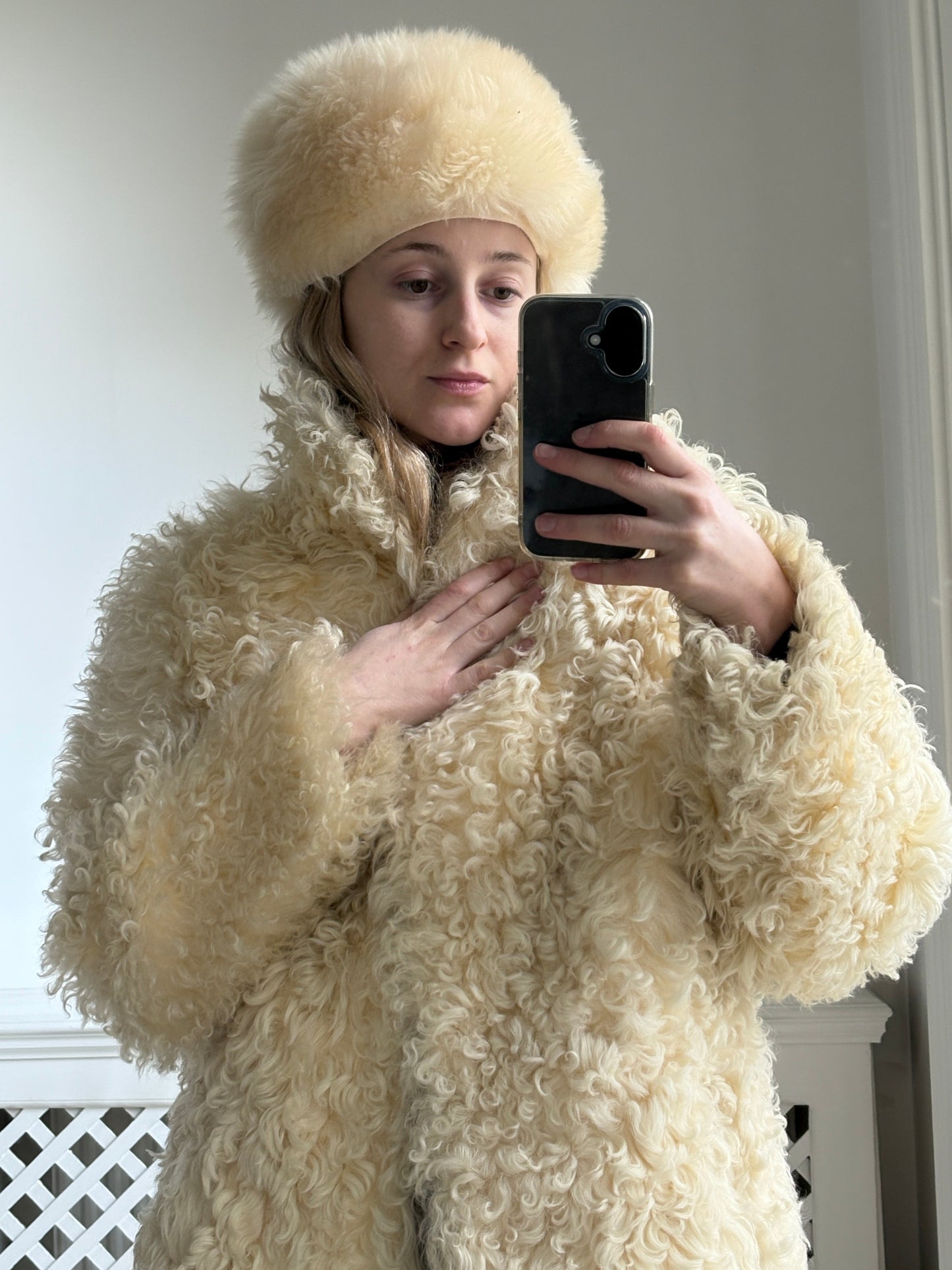 1970s Cream Sheepskin Box Hat