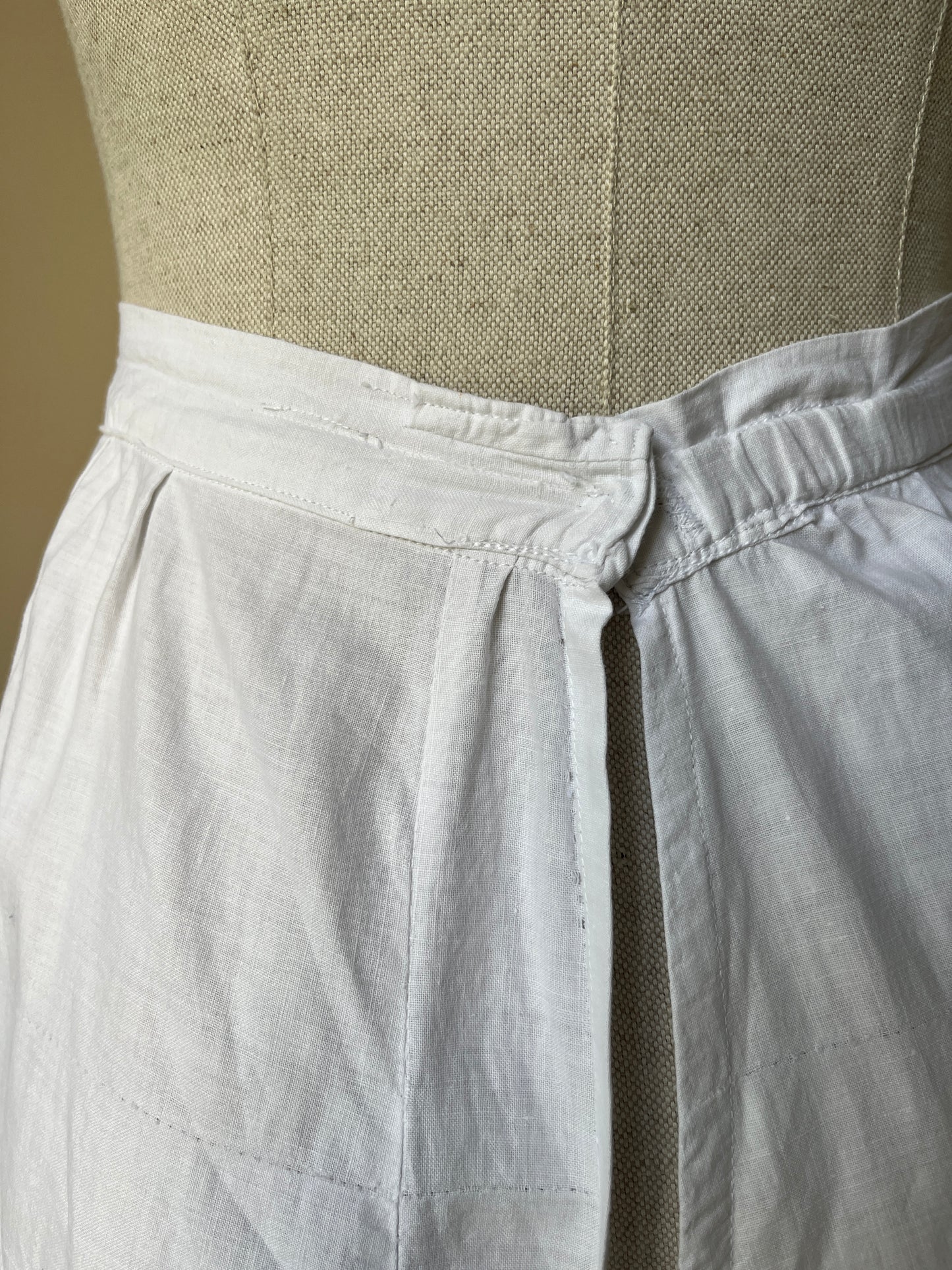 1910s Cotton Petticoat Underskirt with Filet Lacework