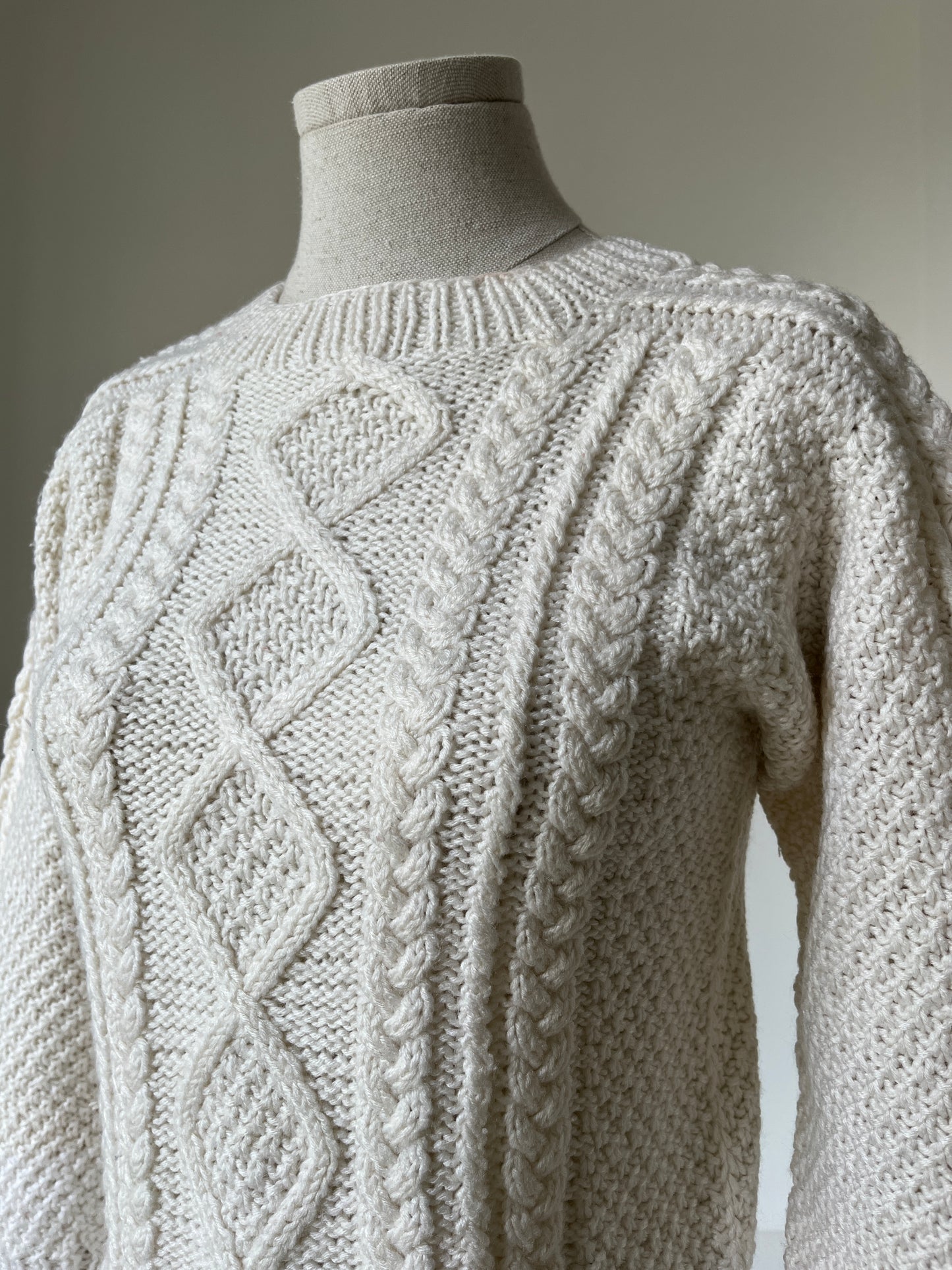 1980s White Hand Knitted Cable Knit Sweater