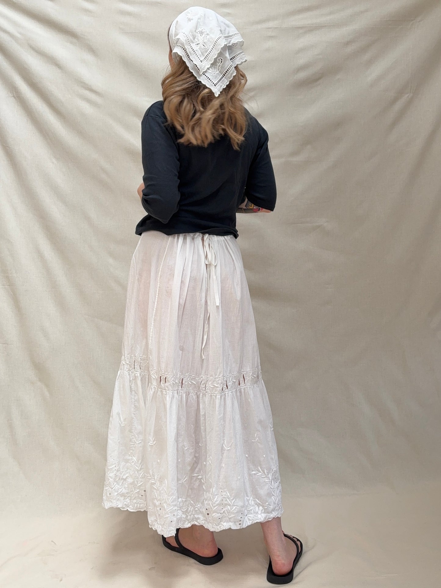 1900s Pure Cotton Petticoat with Floral Embroidery