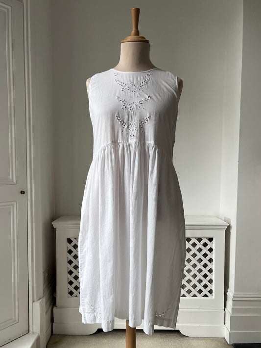 1980s White Cotton Summer Dress