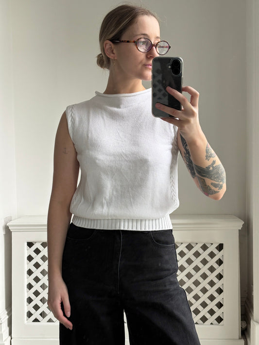 1990s High Neck Sleeveless Knit Blouse