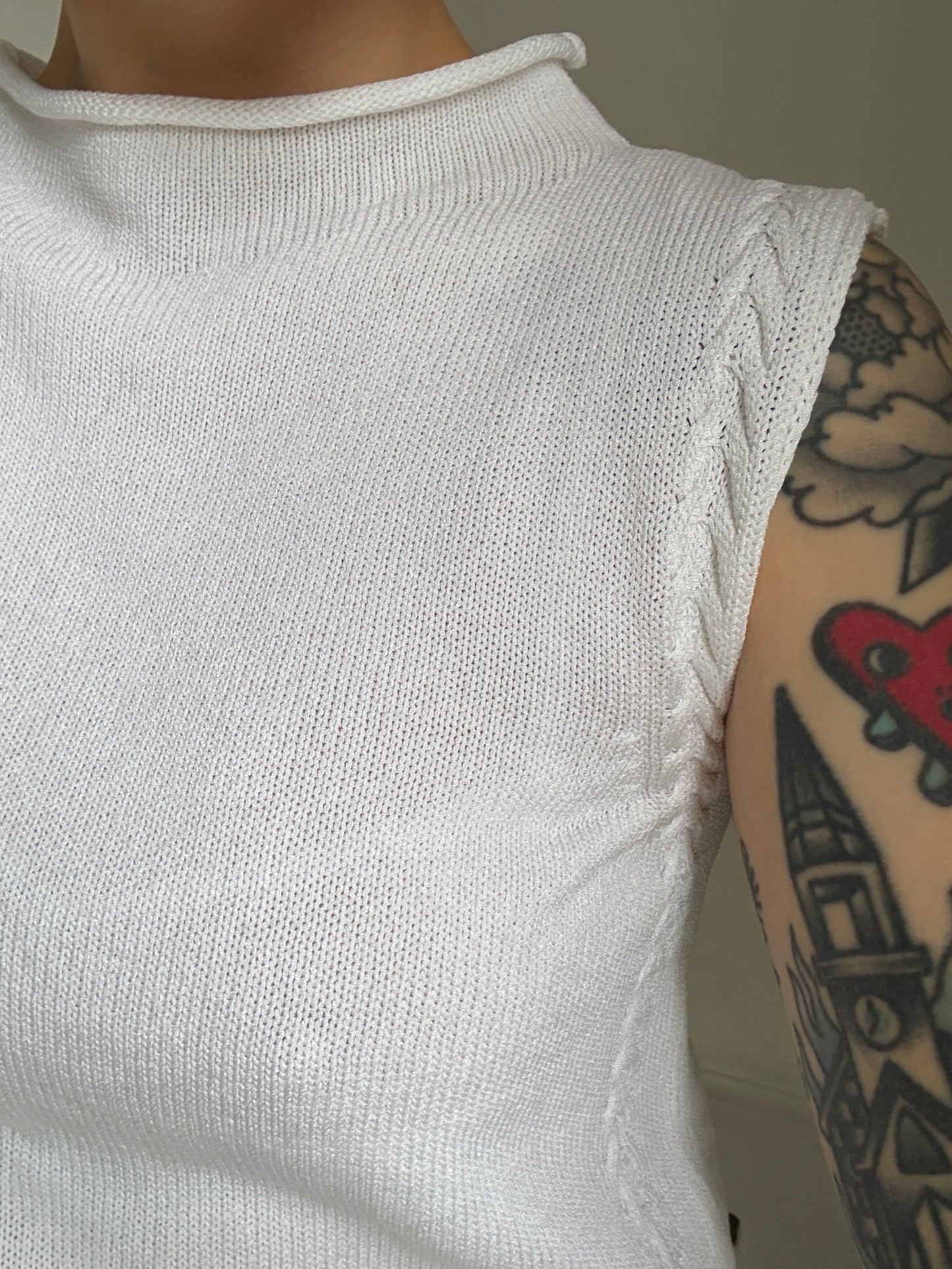 1990s High Neck Sleeveless Knit Blouse