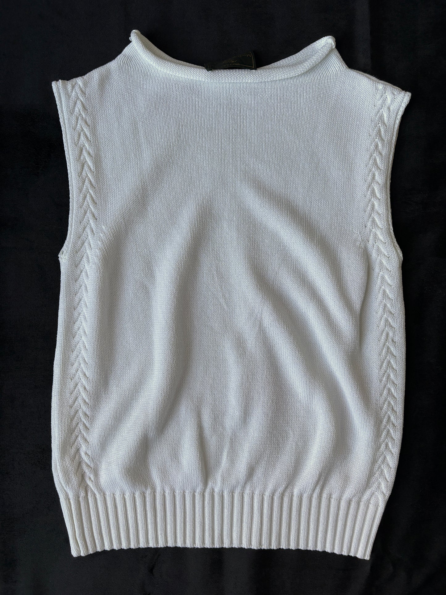 1990s High Neck Sleeveless Knit Blouse