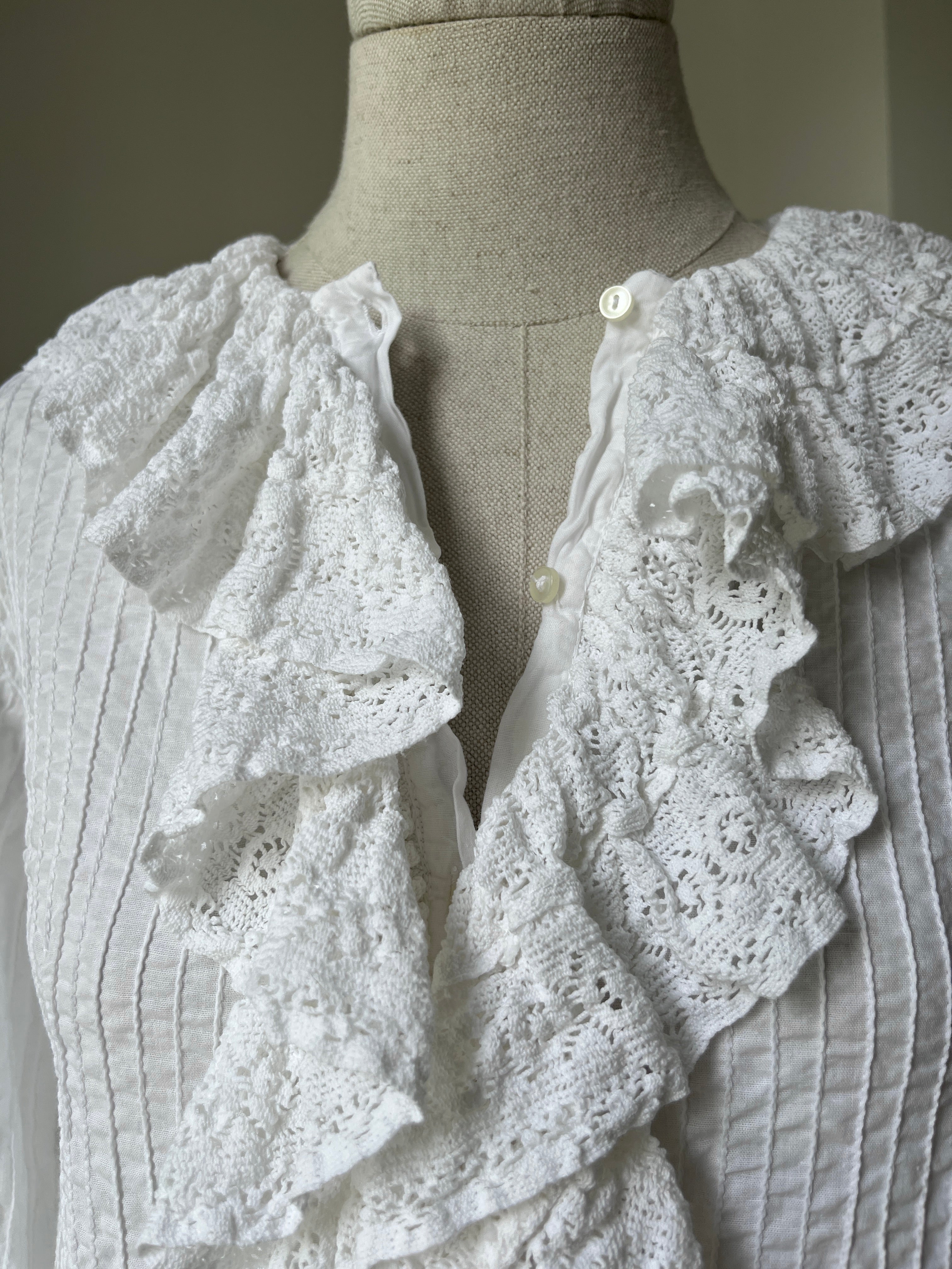1970s Mexicana Ruffle Blouse