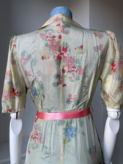 1940s Floral Housecoat