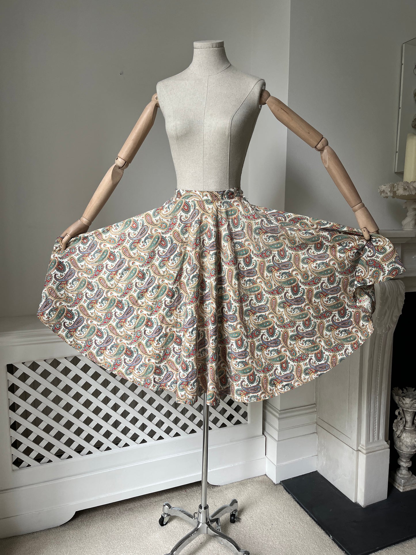 1950s Cotton Paisley Print Circle Skirt