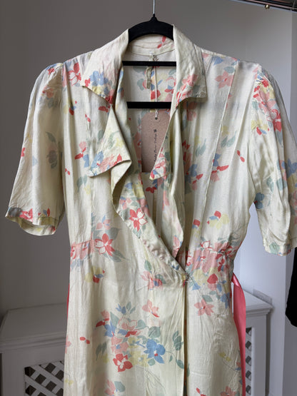 1940s Floral Housecoat