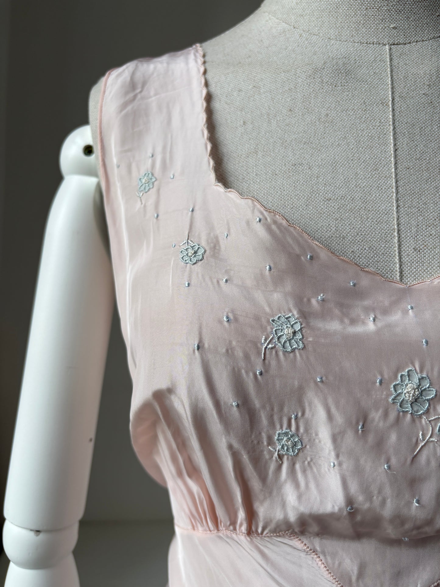 1940s Pink Nightdress Slip