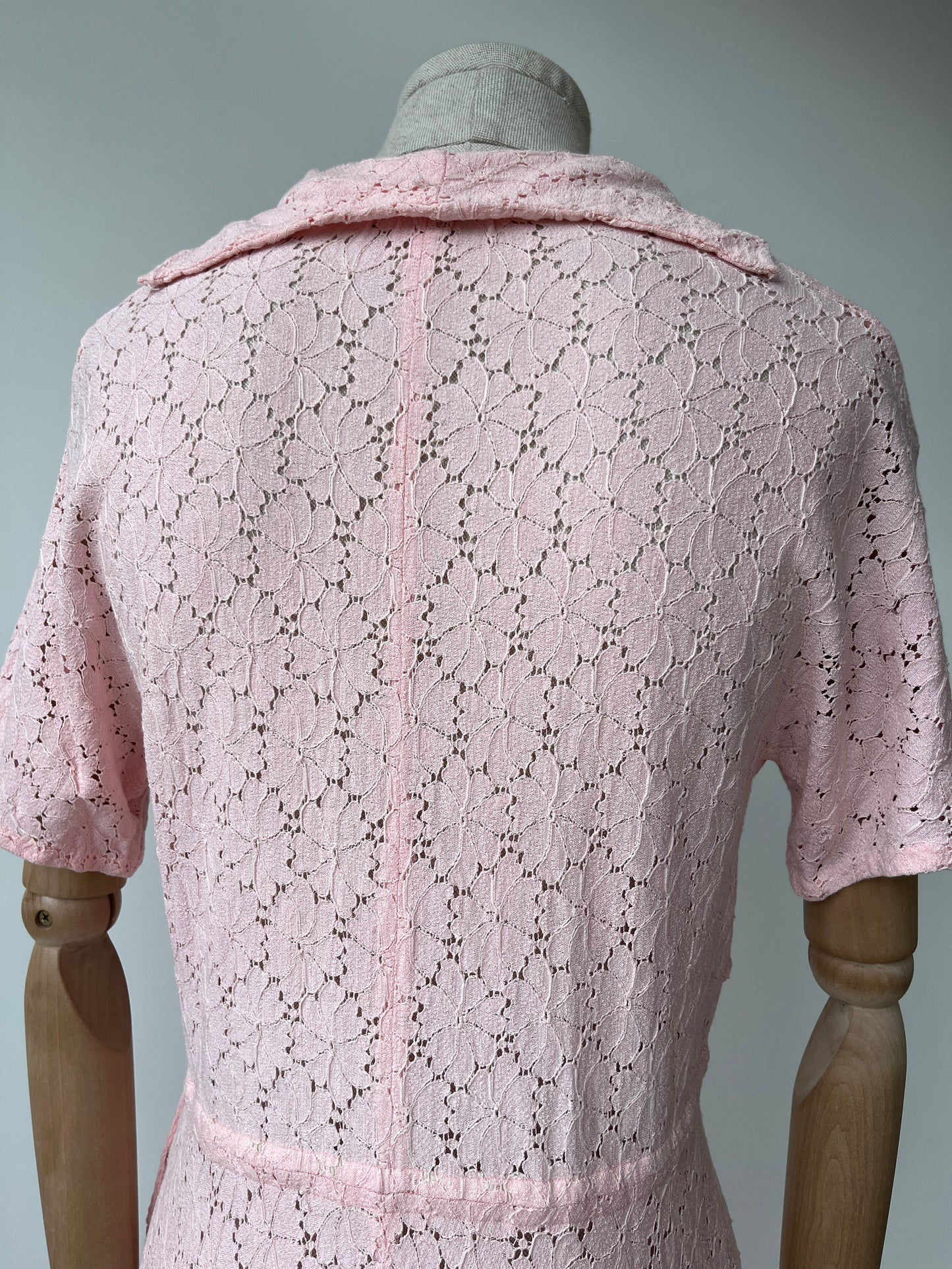 1930s 1940s Baby Pink Lace Collared Day Dress