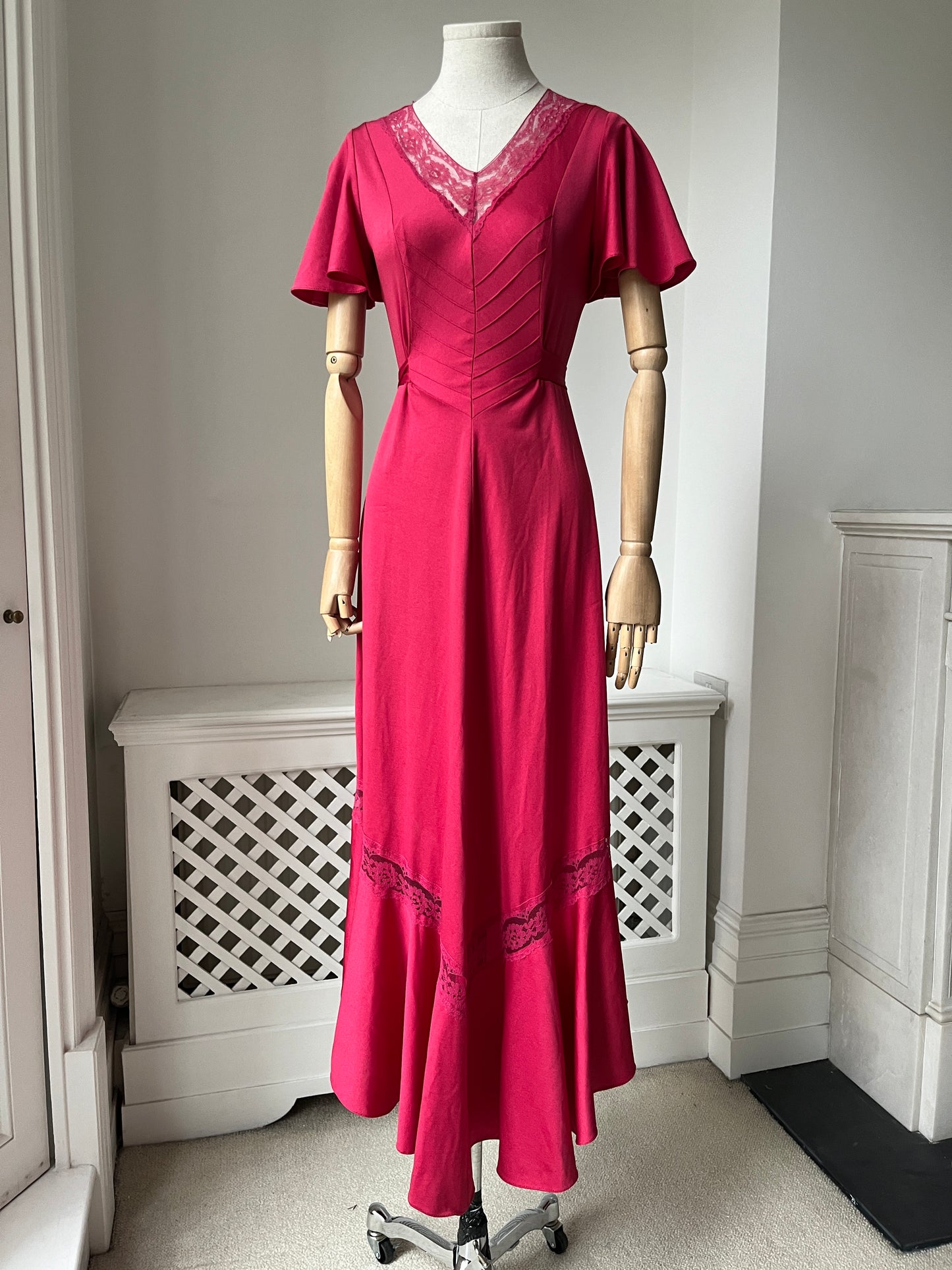 1970s 'Shubette' Fuchsia Pink Maxi Dress