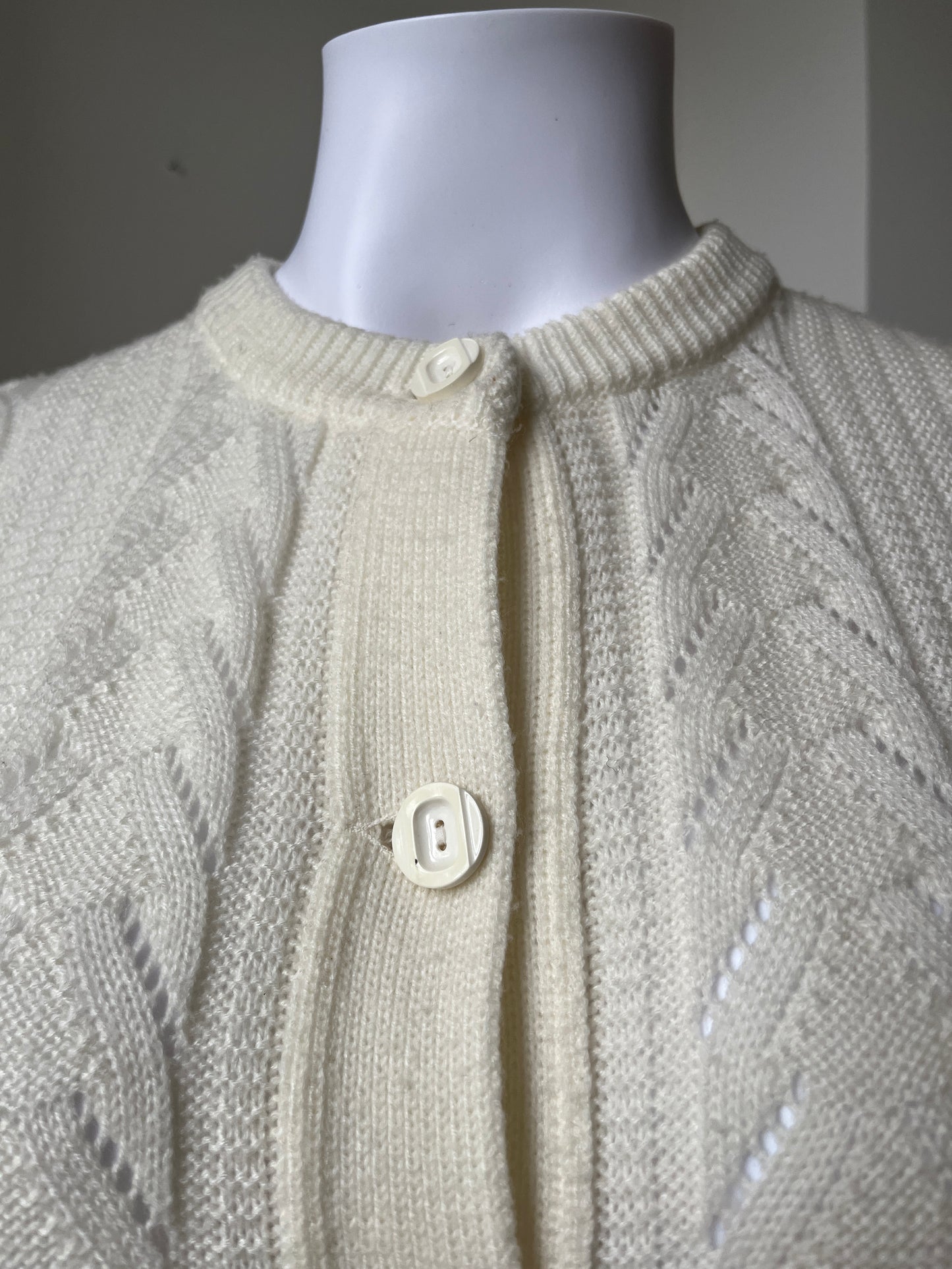 1970s Cream Cardigan with Pockets