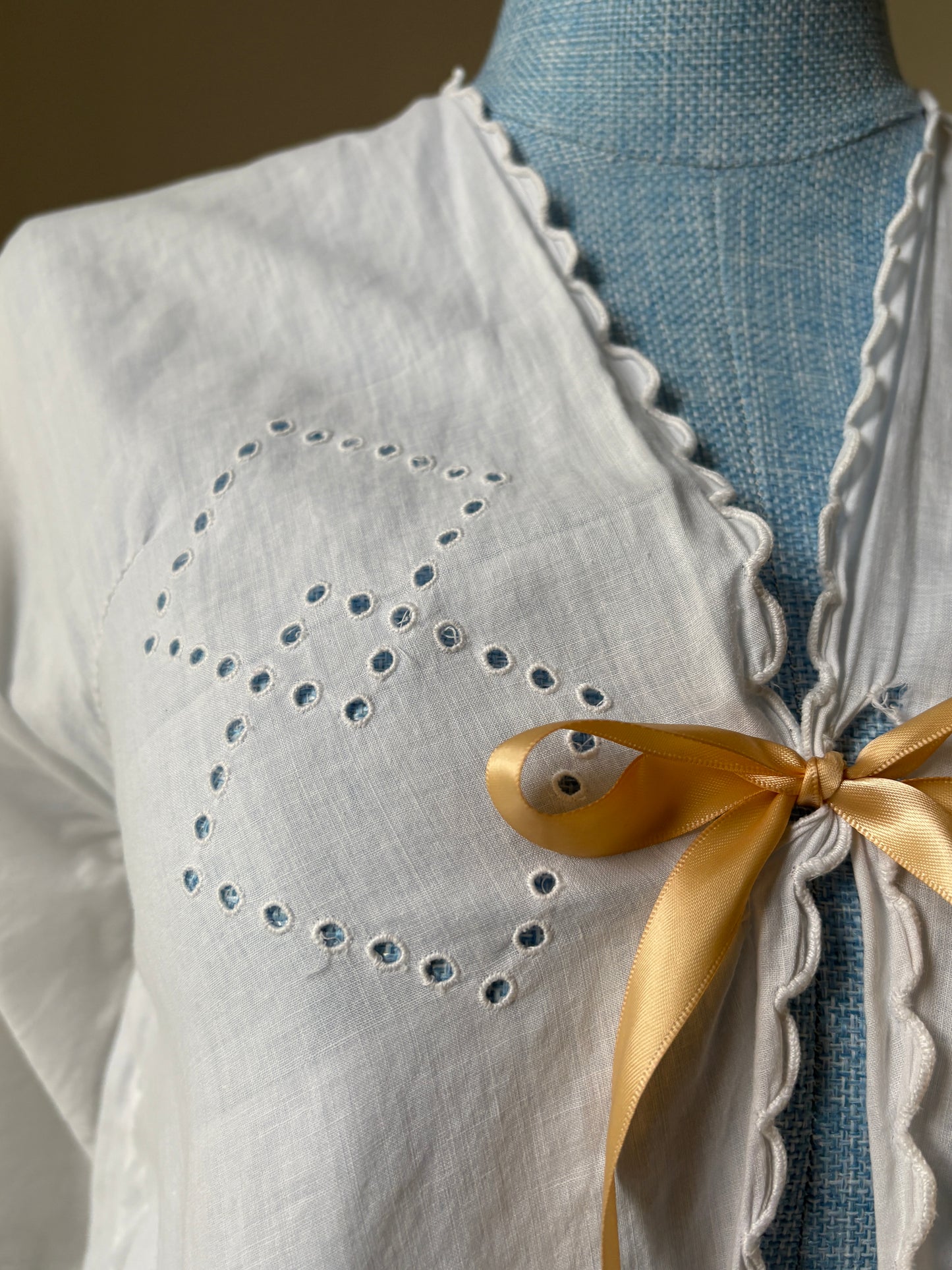 1910s Edwardian Bed Jacket with Ribbon