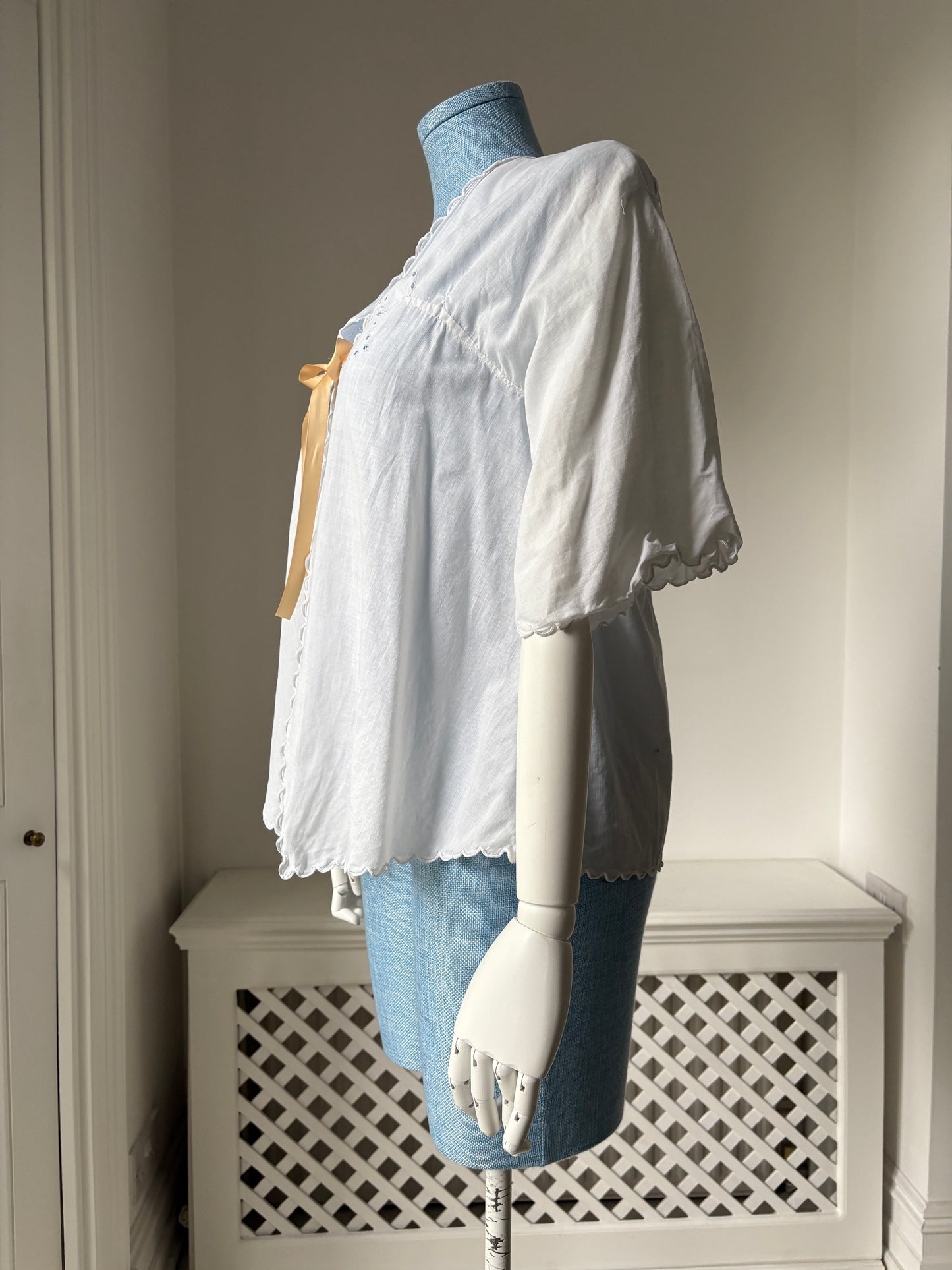 1910s Edwardian Bed Jacket with Ribbon