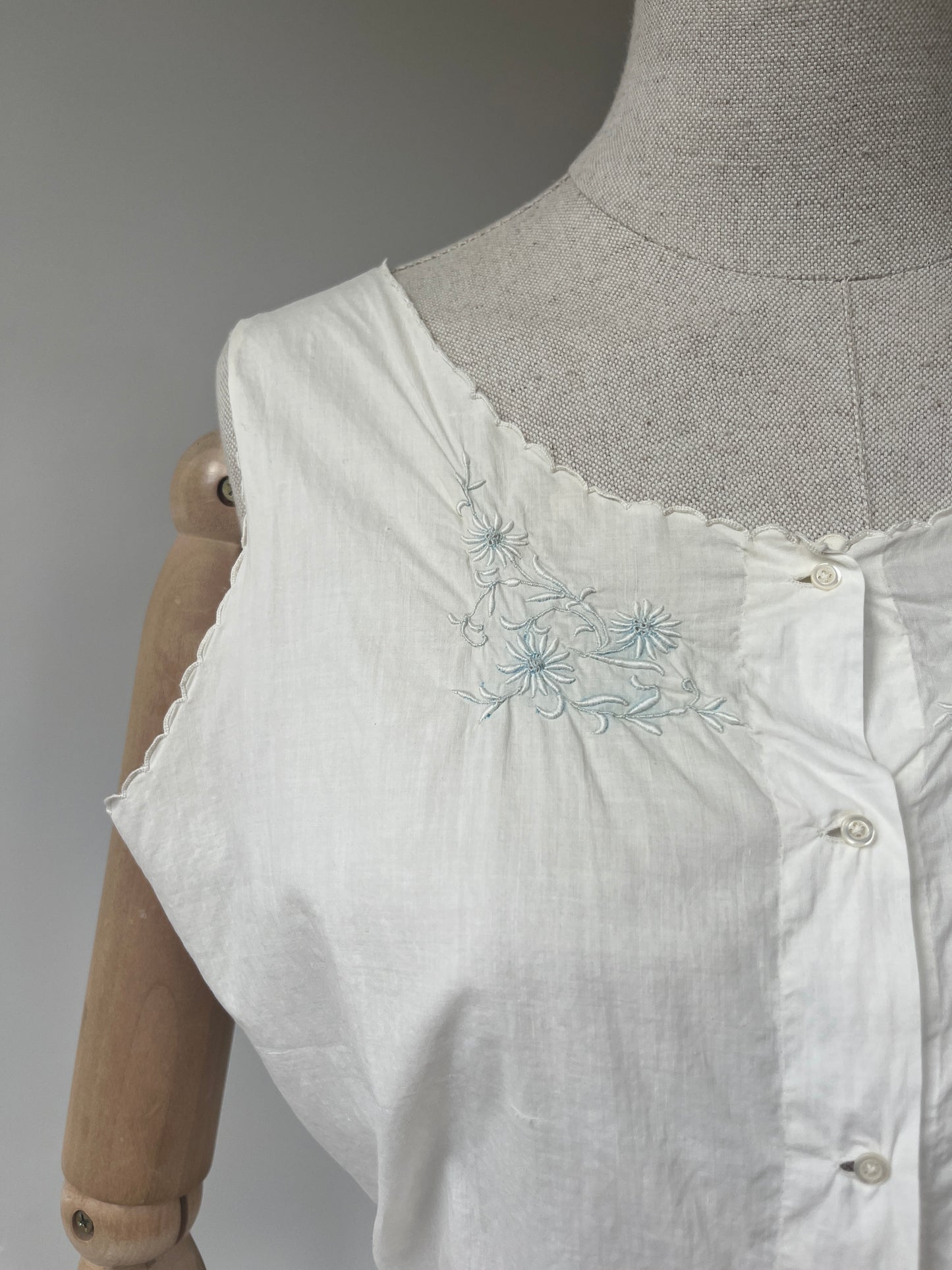 1910s Cotton Corset Cover with Floral Embroidery