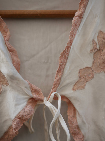 1930s Ultra Cropped Bed Jacket