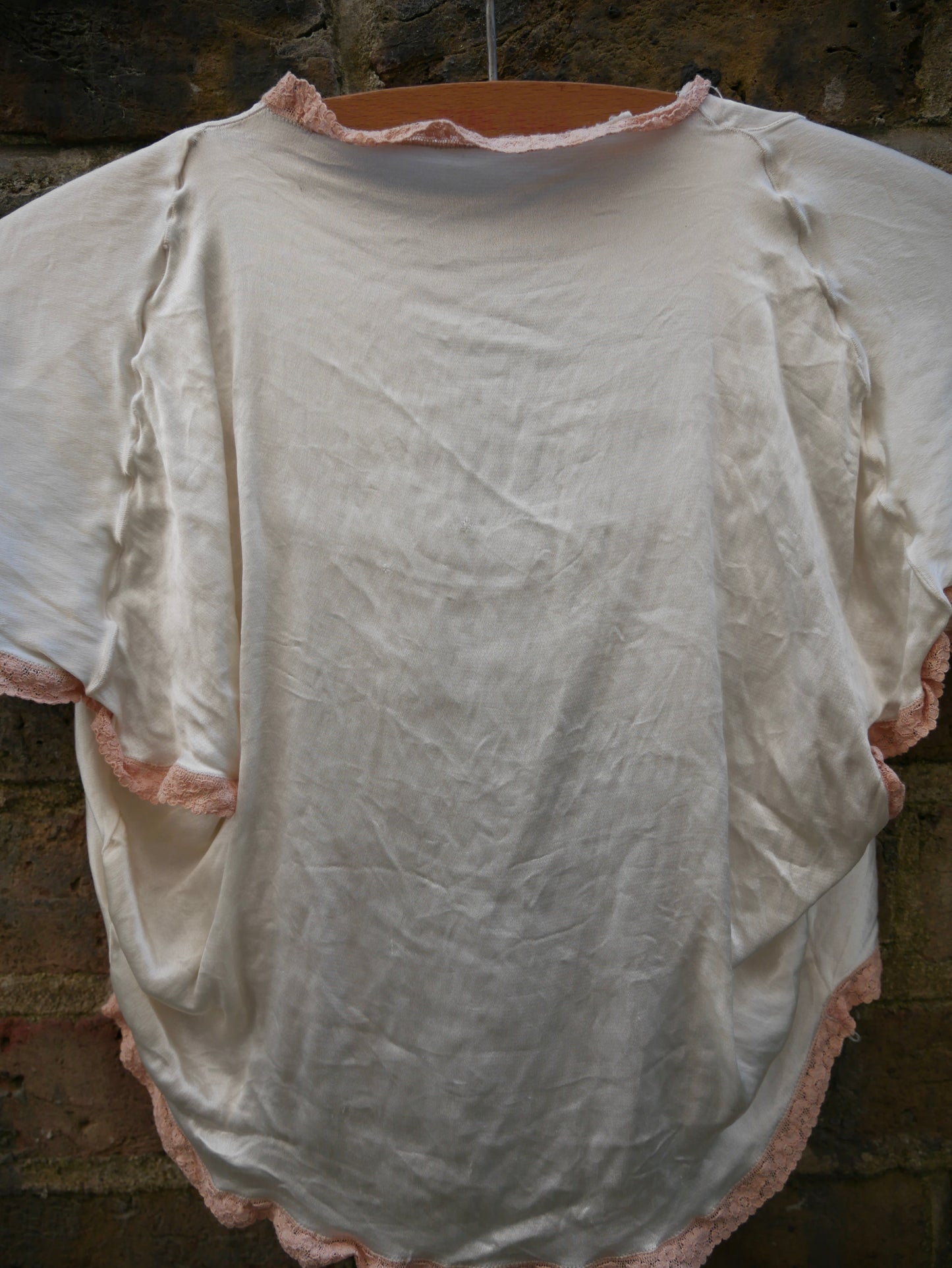 1930s Ultra Cropped Bed Jacket