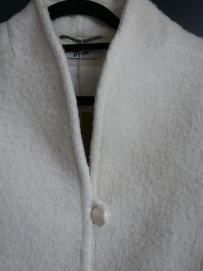 1970s 1980s Wool Blend White Coat
