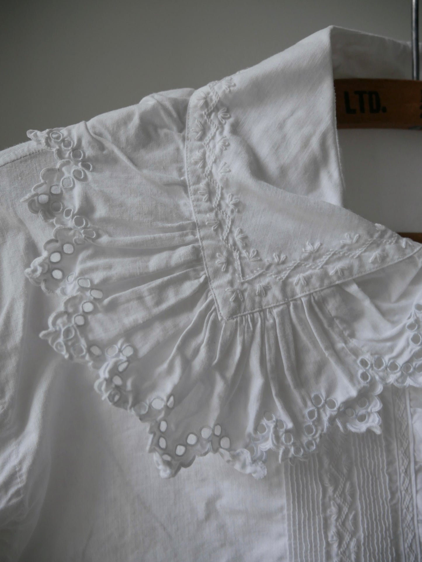 1900s Edwardian Cotton Frilled Nightshirt