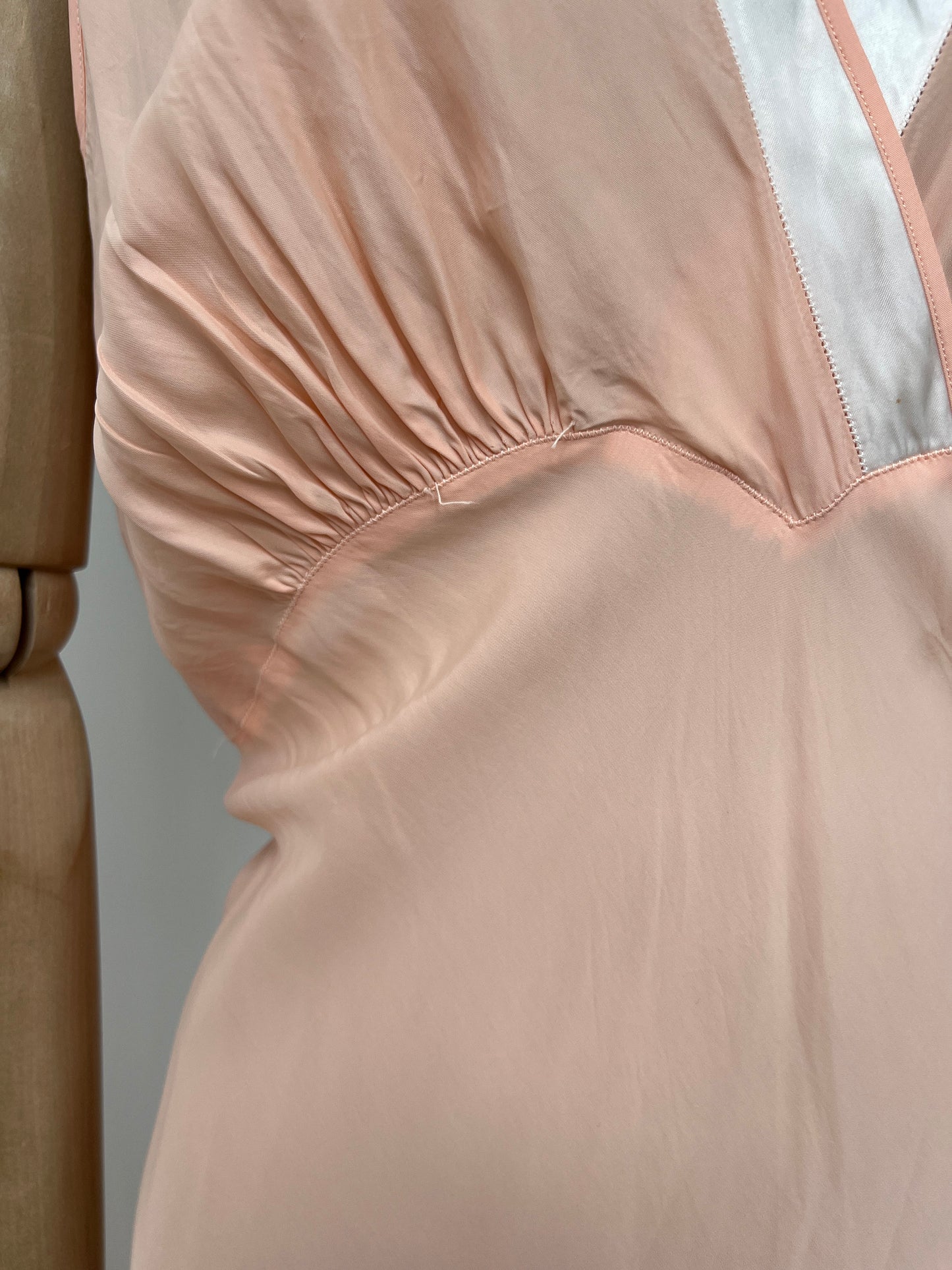 1940s Rayon Crepe Bias Cut Slip Nightdress