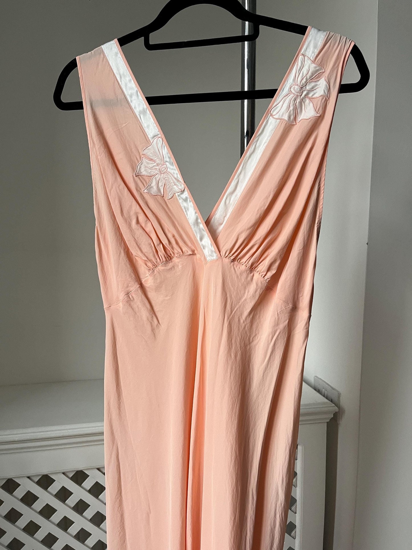 1940s Rayon Crepe Bias Cut Slip Nightdress
