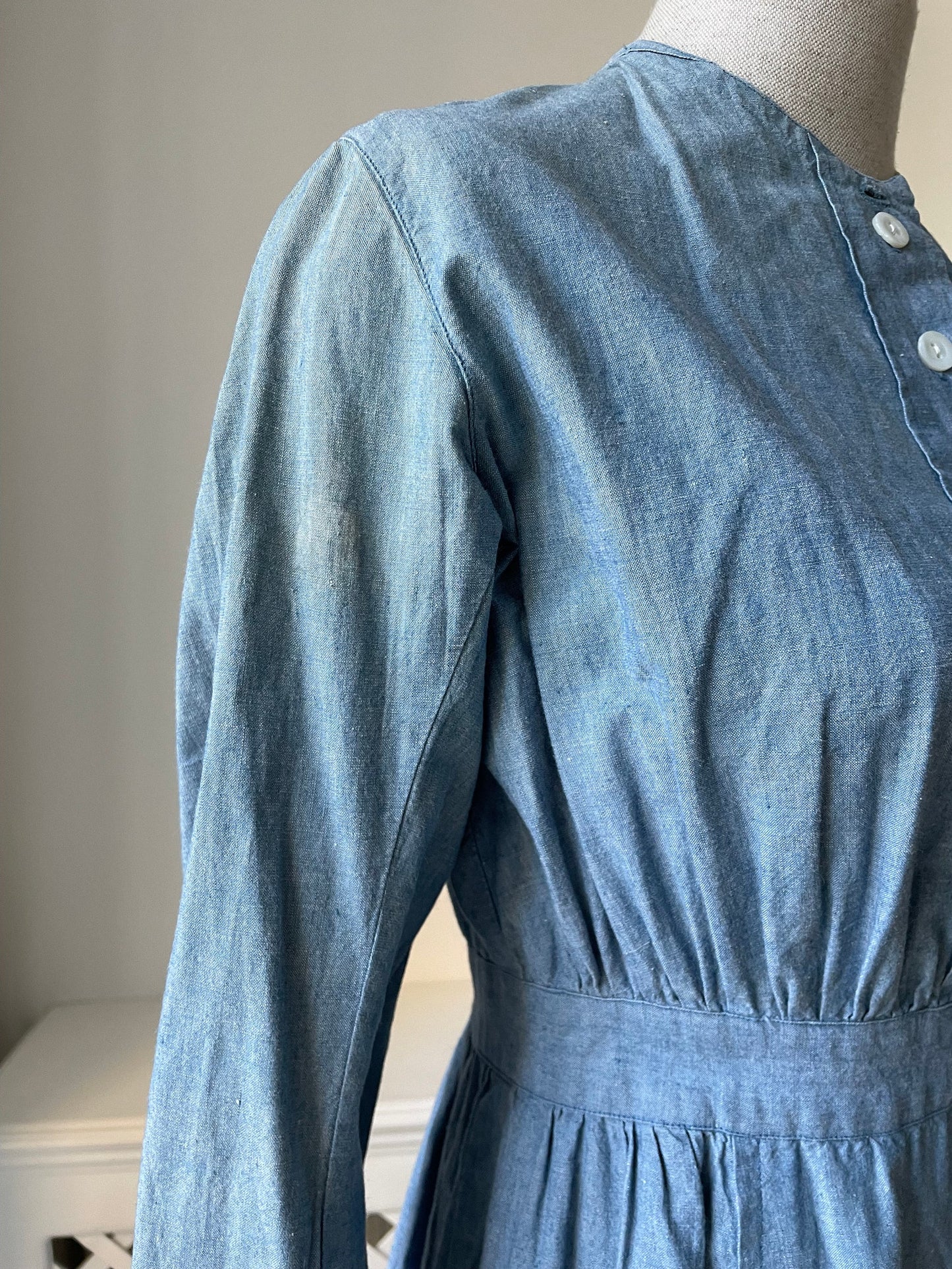 1940s 'Harrods' Chambray Workwear Nurses Dress