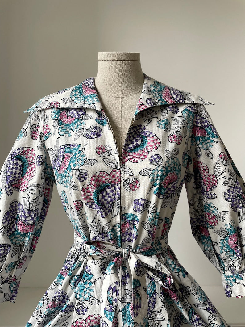 1940s Floral Seersucker Housecoat