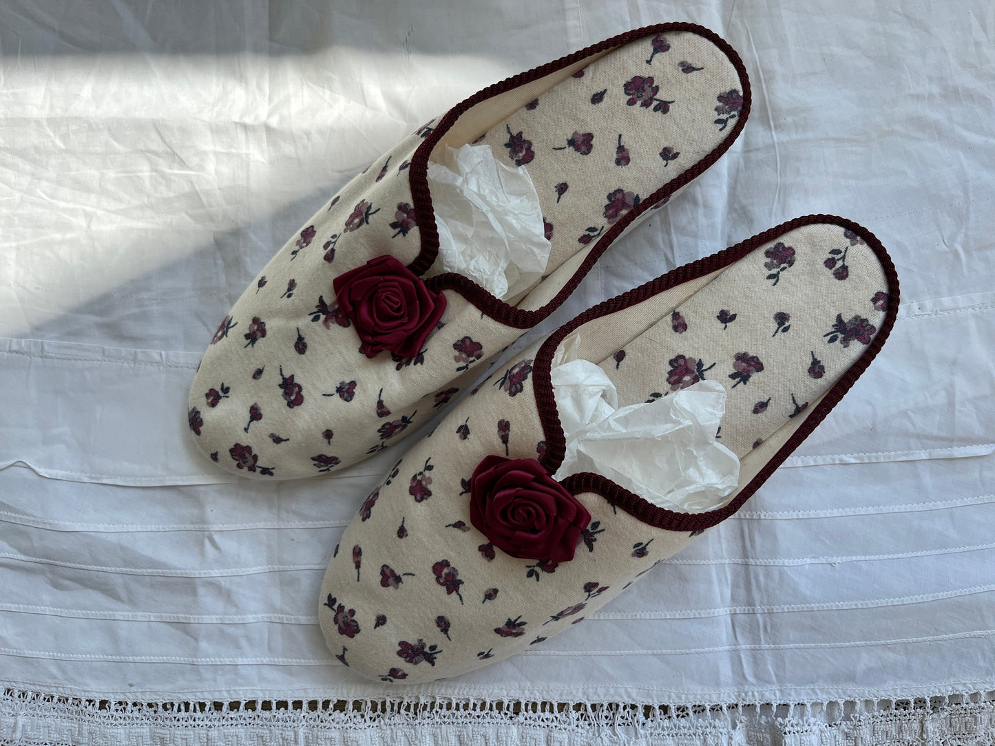 1990s 'St Michael' Deadstock Rose Print and Cream Bedroom Wedge Slipper with Rosette