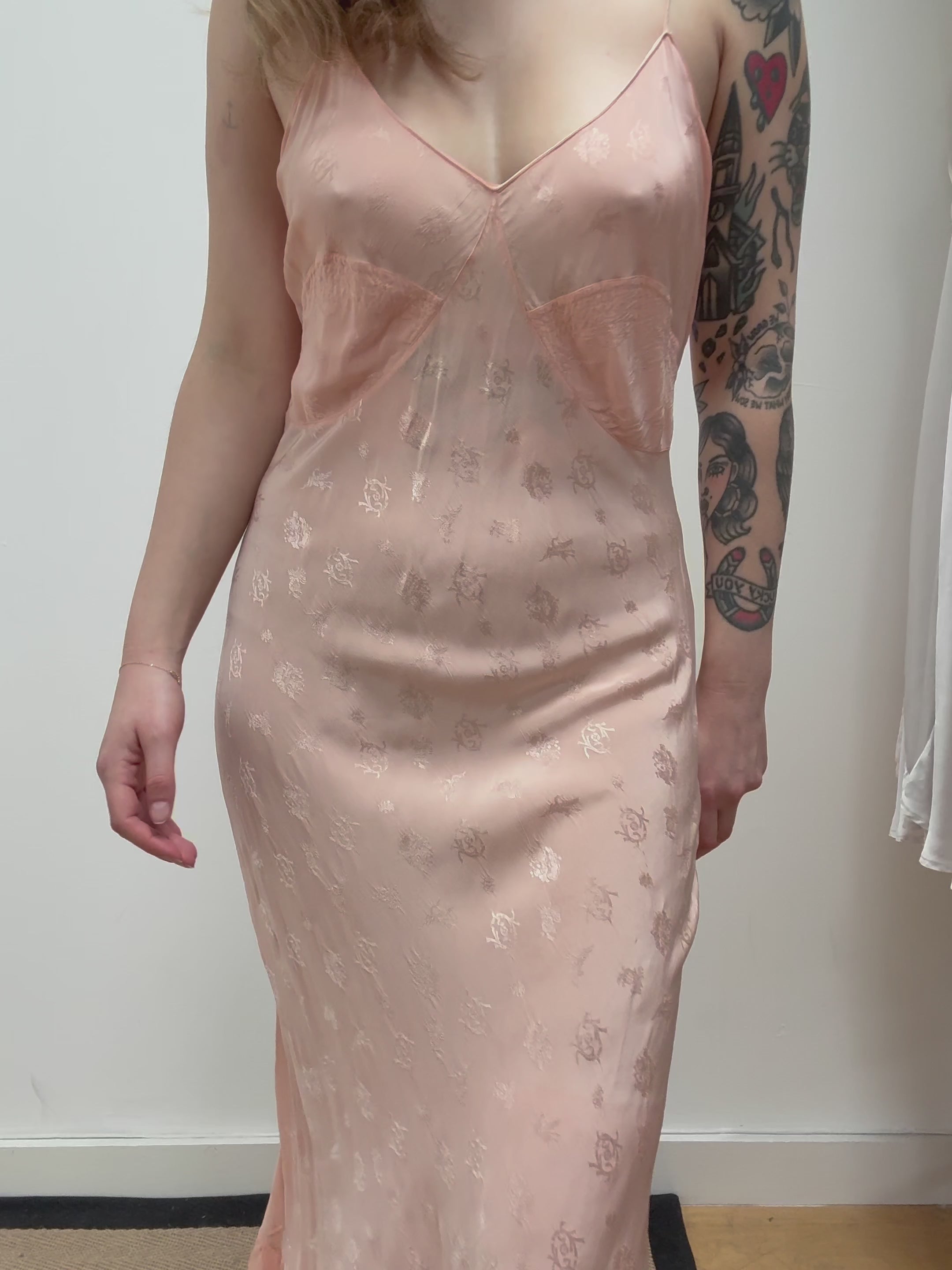 1940s Celanese Slip (Volup Bust)